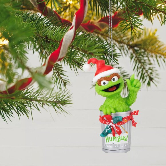 New! Oscar the Grouch Peekbuster Hallmark Keepsake Christmas Ornament 2022 Sound - Picture 5 of 5